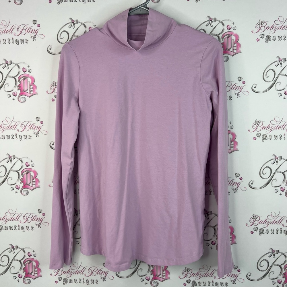 Northern Reflections modern mock neck Lavender Long Sleeve Top turtleneck